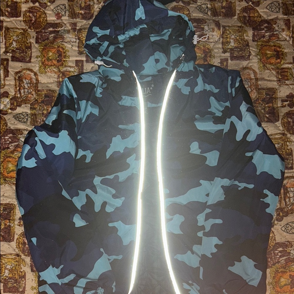 Blue Windbreaker with Camouflage Pattern and Reflective Stripe